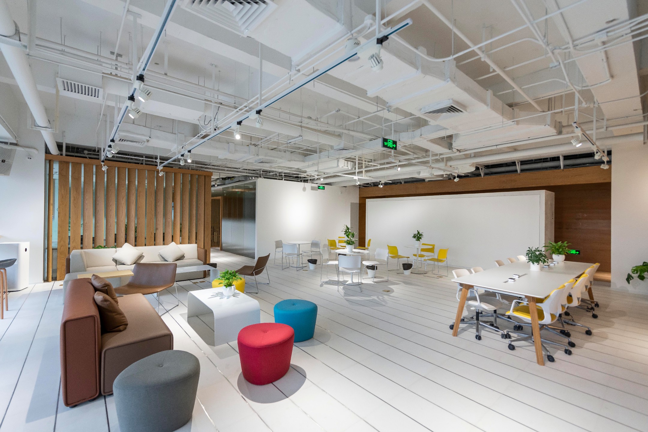 FUNWORK(中駿廣場(chǎng))